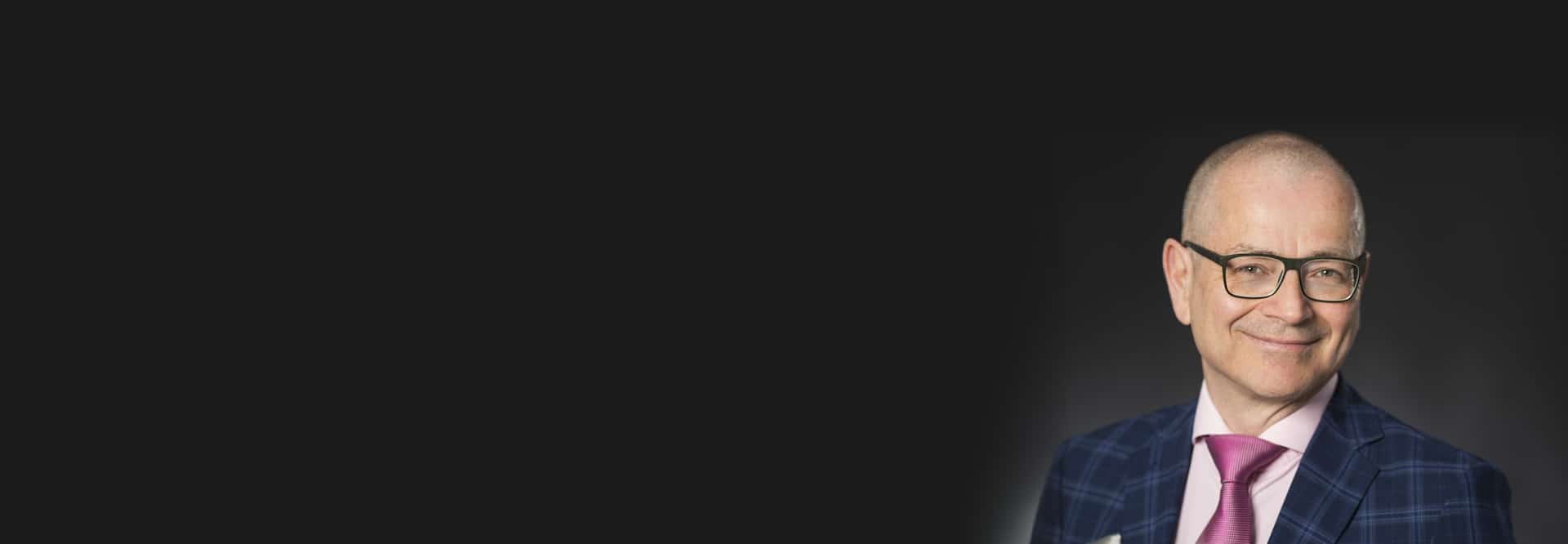 Inside the Aesthetic Mind: Prof. Dr. Uwe Paasch